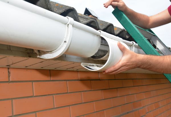 Cost of Gutter Seam Repair in Spanish Fork
